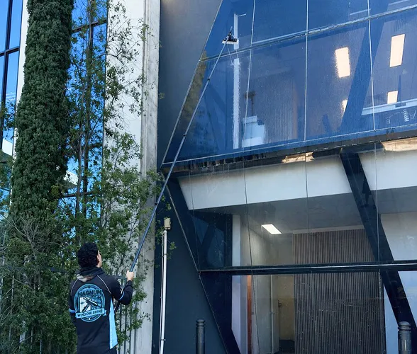 Magnum Window Shine window cleaning service Melbourne
